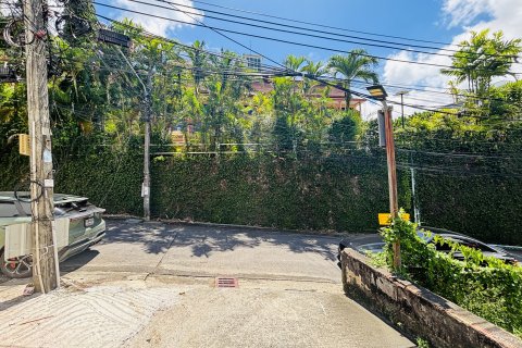 Commercial property in Kathu, Thailand № 167728