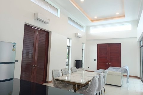 Villa in Saraphi, Thailand 3 bedrooms № 148205 - photo 10