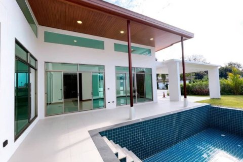 Villa in Saraphi, Thailand 3 bedrooms № 148205 - photo 1
