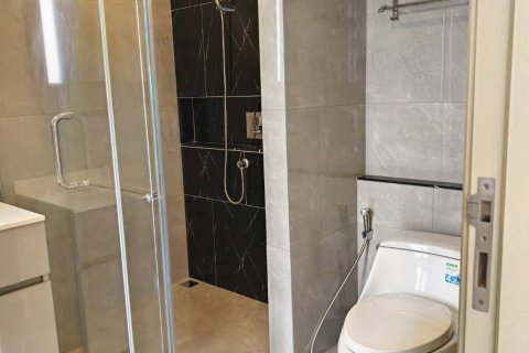 Condo in Huai Khwang, Bangkok, Thailand, 2 bedrooms  № 148210 - photo 11