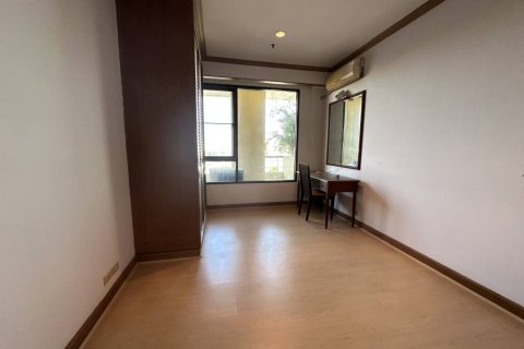 Condo in Khlong San, Bangkok, Thailand, 1 bedroom  № 162322 - photo 5