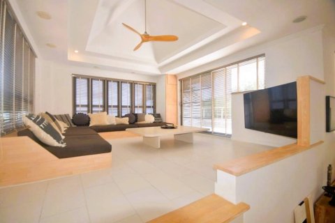 Villa in Ko Samui, Thailand 5 bedrooms № 162319 - photo 10