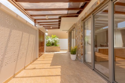 House in Phuket, Thailand 2 bedrooms № 155794 - photo 5