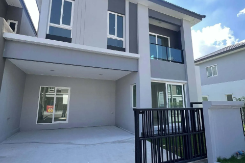 Дом в Банг Пхли Яи, Таиланд с 3 спальнями  № 155797 - фото 1