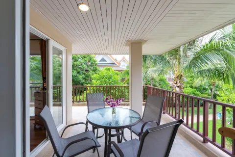 Кондоминиум с 3 спальнями в Ча-аме, Таиланд № 138284 - фото 4