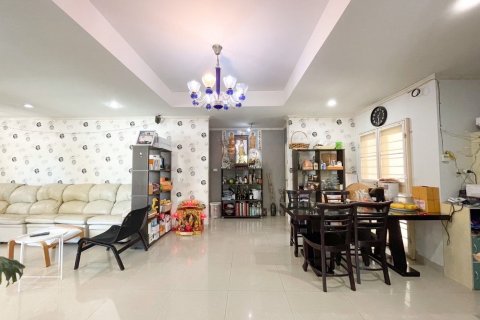 Дом в Банг Кхун Тхиане, Бангкок, Таиланд с 5 спальнями  № 138280 - фото 12