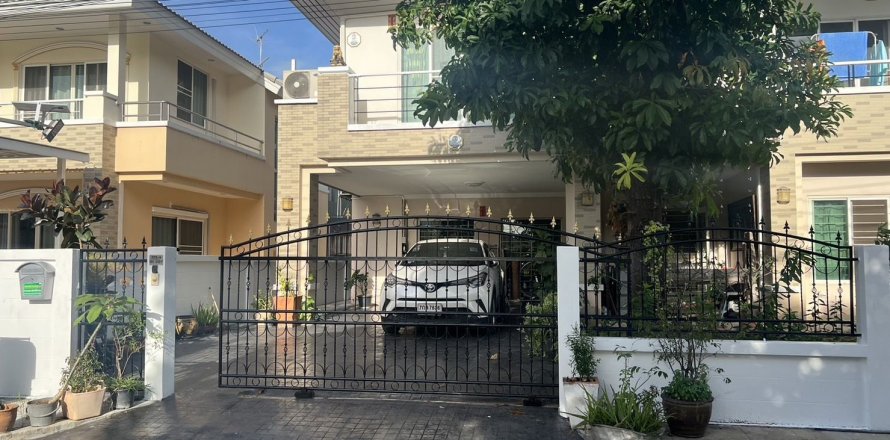 Дом в Банг Кхун Тхиане, Бангкок, Таиланд с 5 спальнями  № 138280