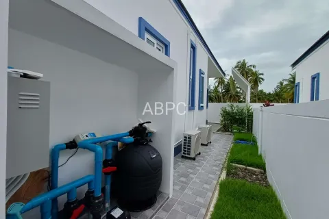 Casa de 5 dormitorios en Pattaya, Tailandia № 211385 - foto 7