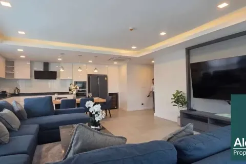 Condominio de 3 dormitorios en Jomtien Beach, Pattaya, Tailandia № 211379 - foto 5