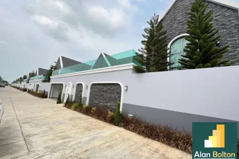 Maison à Pattaya, Thaïlande 4 chambres № 211380