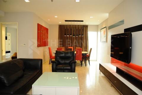Condo in Bangkok, Thailand, 3 bedrooms № 184789 - photo 8