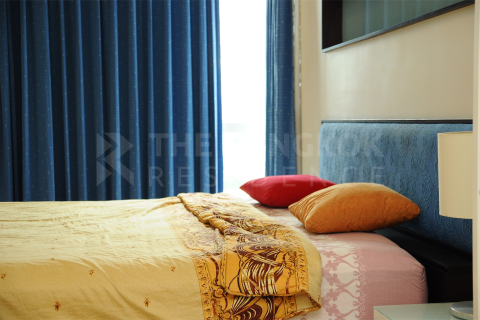 Condo in Bangkok, Thailand, 3 bedrooms № 184789 - photo 6