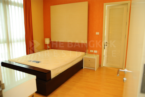 Condo in Bangkok, Thailand, 3 bedrooms № 184789 - photo 7