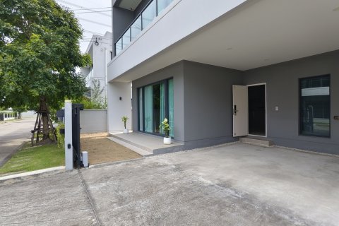 Дом в Ратхум Тхани, Таиланд с 4 спальнями  № 158573 - фото 2