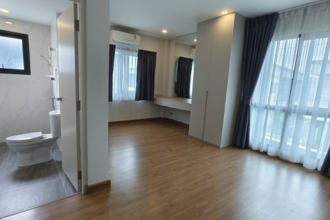 Дом в Ратхум Тхани, Таиланд с 4 спальнями  № 158573 - фото 13