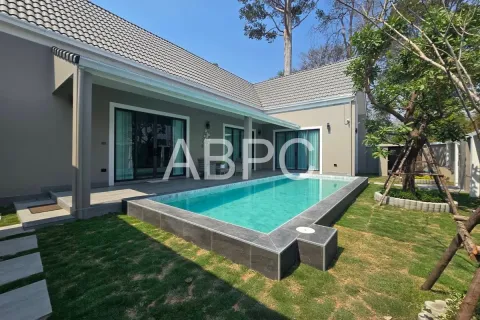 Casa de 3 dormitorios en Pattaya, Tailandia № 212020 - foto 9