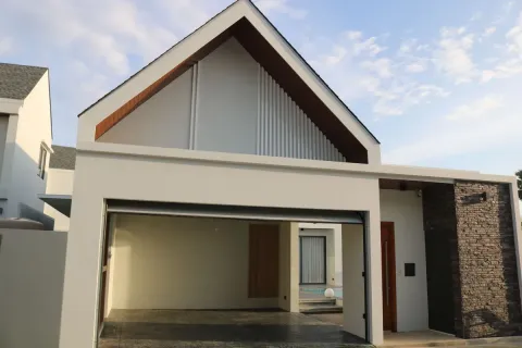 Casa de 4 dormitorios en Pattaya, Tailandia № 212016 - foto 12