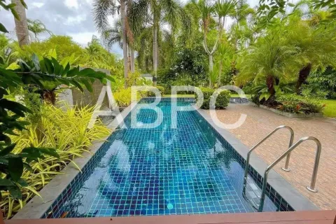 Casa de 3 dormitorios en Pattaya, Tailandia № 212022 - foto 7