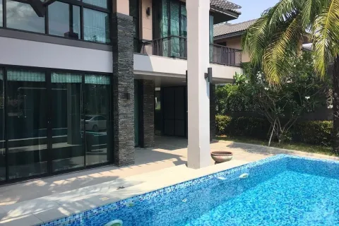 Casa de 3 dormitorios en Pattaya, Tailandia № 212021 - foto 14
