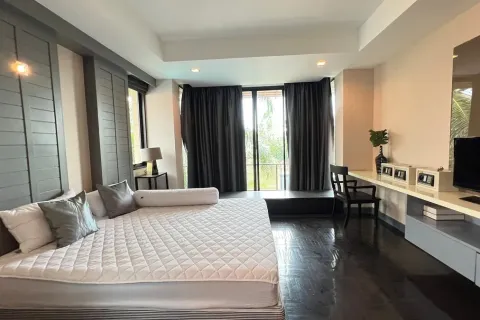 Casa de 3 dormitorios en Pattaya, Tailandia № 212021 - foto 19
