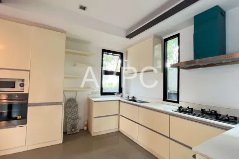 Casa de 3 dormitorios en Pattaya, Tailandia № 212021 - foto 11