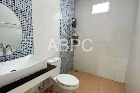 Casa de 3 dormitorios en Pattaya, Tailandia № 212017 - foto 9