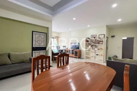 Casa de 3 dormitorios en Pattaya, Tailandia № 212017 - foto 6