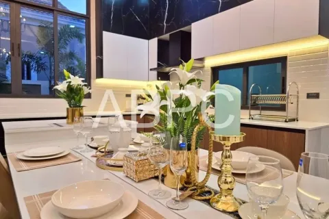 Casa de 3 dormitorios en Pattaya, Tailandia № 212018 - foto 4
