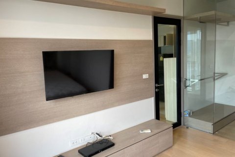 Studio in the Condo in Watthana, Bangkok, Thailand  № 164526 - photo 2