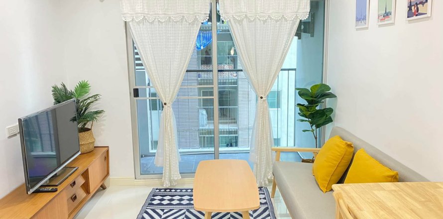 Кондоминиум с 2 спальнями в Дин Даенге, Бангкок, Таиланд № 164522