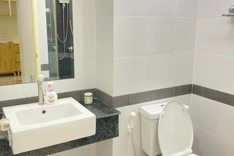 Кондоминиум с 2 спальнями в Дин Даенге, Бангкок, Таиланд № 164522 - фото 9