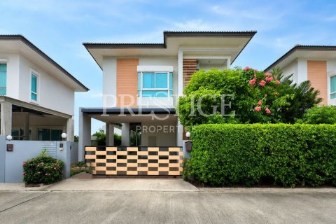 House in Pattaya, Thailand 3 bedrooms № 220683