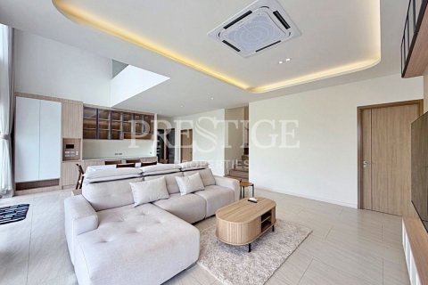 Haus in Pattaya, Thailand 4 Schlafzimmer № 220679 - Foto 3