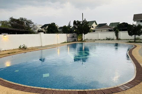 House in Hang Dong, Thailand 2 bedrooms № 168909 - photo 3