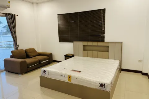 House in Hang Dong, Thailand 2 bedrooms № 168909 - photo 11