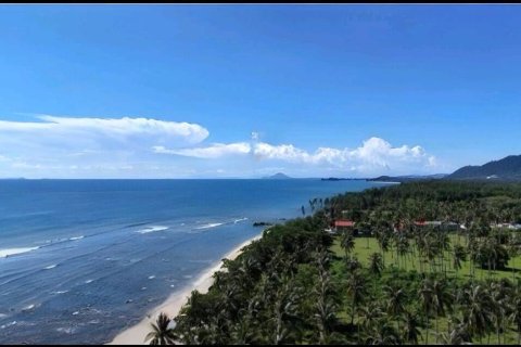 Land in Ko Lanta Yai, Thailand 36800 sq.m. № 168908 - photo 3