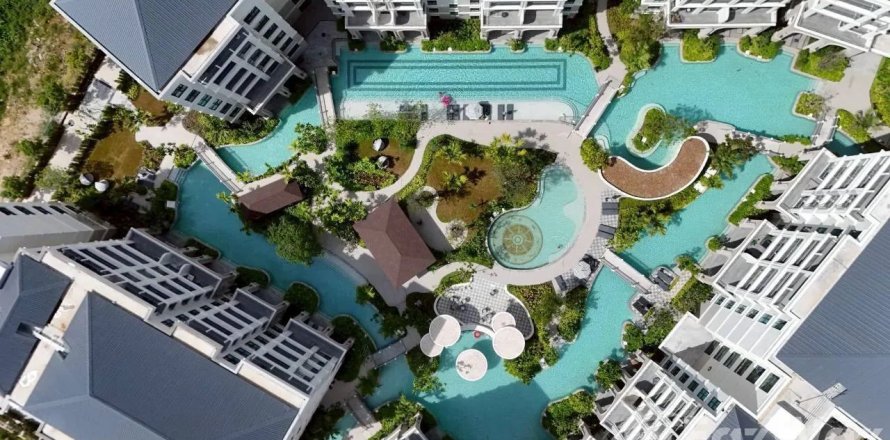 Studio in the Condo in Phuket, Thailand  № 168913