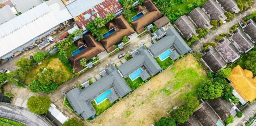 Villa in Phuket, Thailand 3 bedrooms № 168910