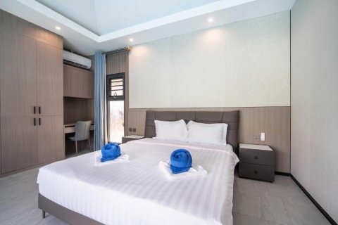 Villa in Phuket, Thailand 3 bedrooms № 168910 - photo 7