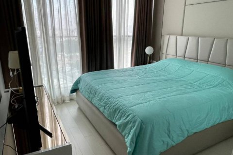 Condo in Bangkok, Thailand, 2 bedrooms  № 134700 - photo 7