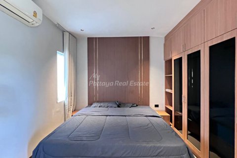 House in Bang Lamung, Thailand 5 bedrooms № 178977 - photo 10