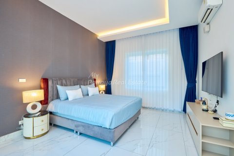 House in Pattaya, Thailand 3 bedrooms № 178979 - photo 11