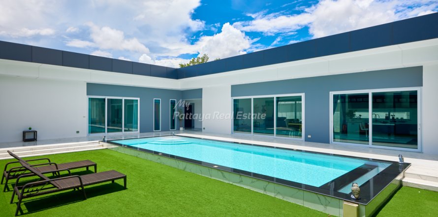 House in Pattaya, Thailand 3 bedrooms № 178979