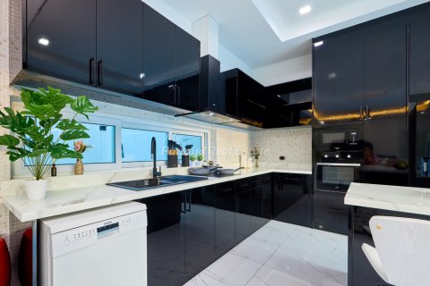 House in Pattaya, Thailand 3 bedrooms № 178979 - photo 5