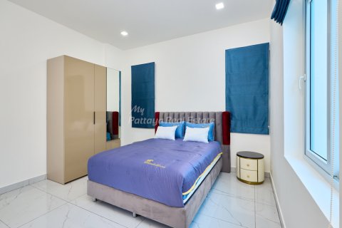 House in Pattaya, Thailand 3 bedrooms № 178979 - photo 8