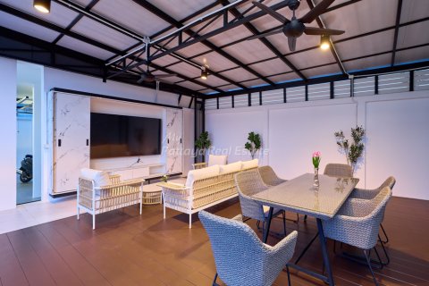 House in Pattaya, Thailand 3 bedrooms № 178979 - photo 29