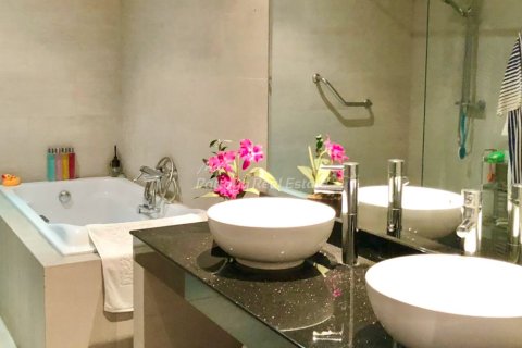 Condo in Pattaya, Thailand, 2 bedrooms № 178982 - photo 22