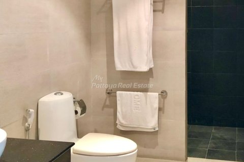 Condo in Pattaya, Thailand, 2 bedrooms № 178982 - photo 15