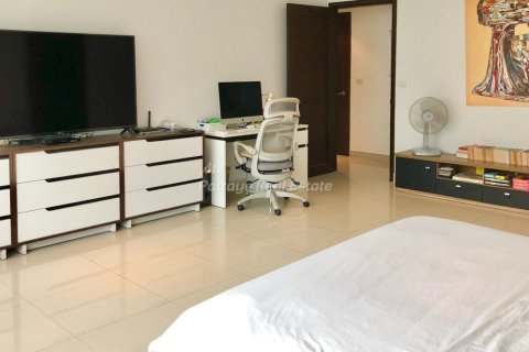 Condo in Pattaya, Thailand, 2 bedrooms № 178982 - photo 20