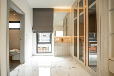 House in Bang Lamung, Thailand 4 bedrooms № 178981 - photo 22
